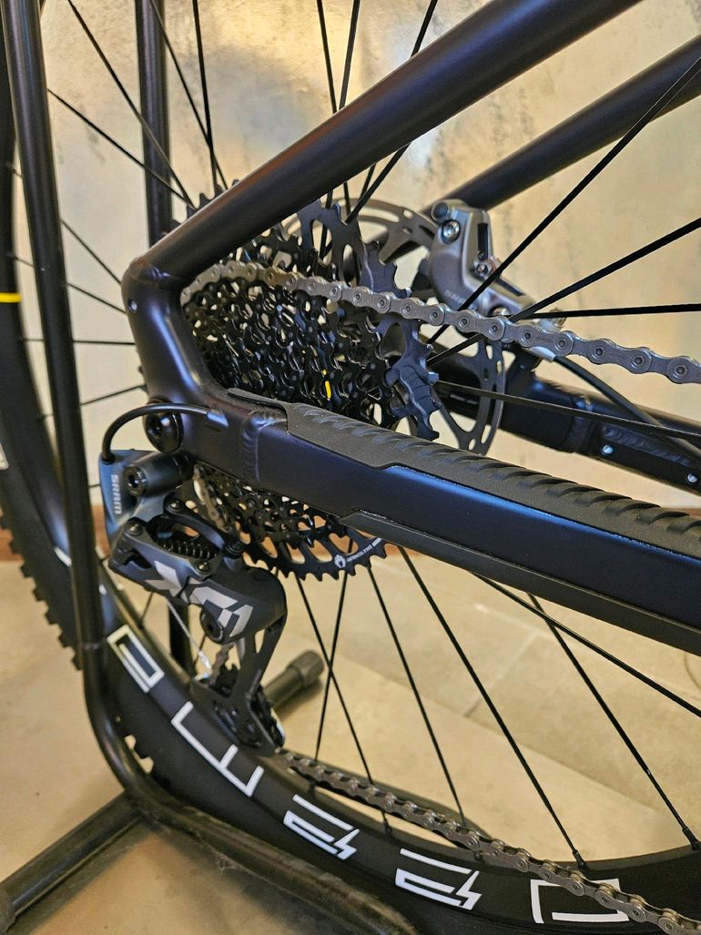 Gebrauchtes Mondraker CRUSHER R 2024 2024 Mountainbike, Hellgrau, 29 — Bild 3 von 5