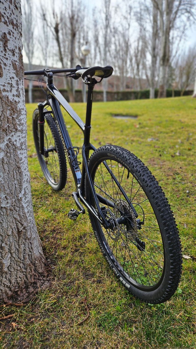 Brugt Cannondale Scalpel HT Carbon4 SID XT 2023 Mountainbike — billede 2 af 12