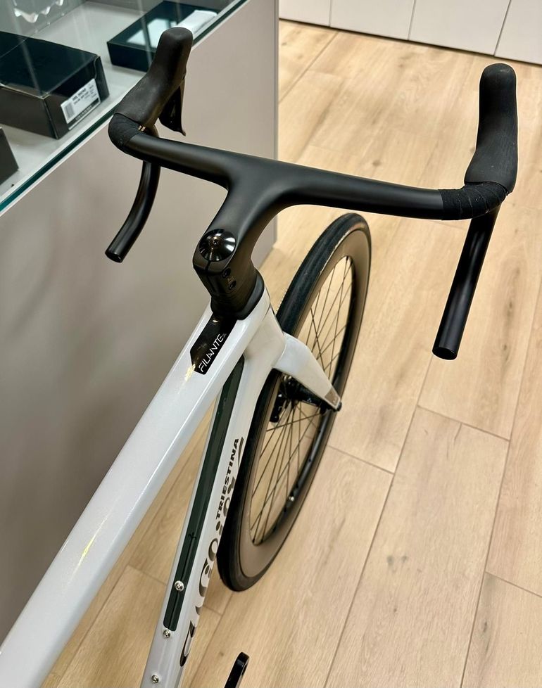 Used Wilier Filante SL SHIMANO 105 Di2 2025 Road & Gravel, Light Gray — image 5 of 6