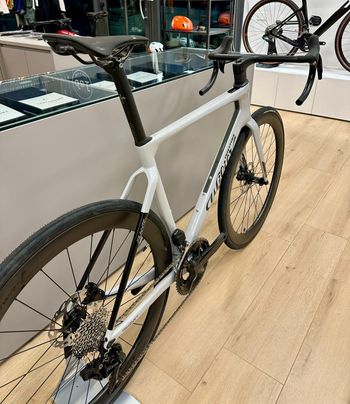 Used Wilier Filante SL SHIMANO 105 Di2 2025 Road & Gravel, Light Gray — image 3 of 6