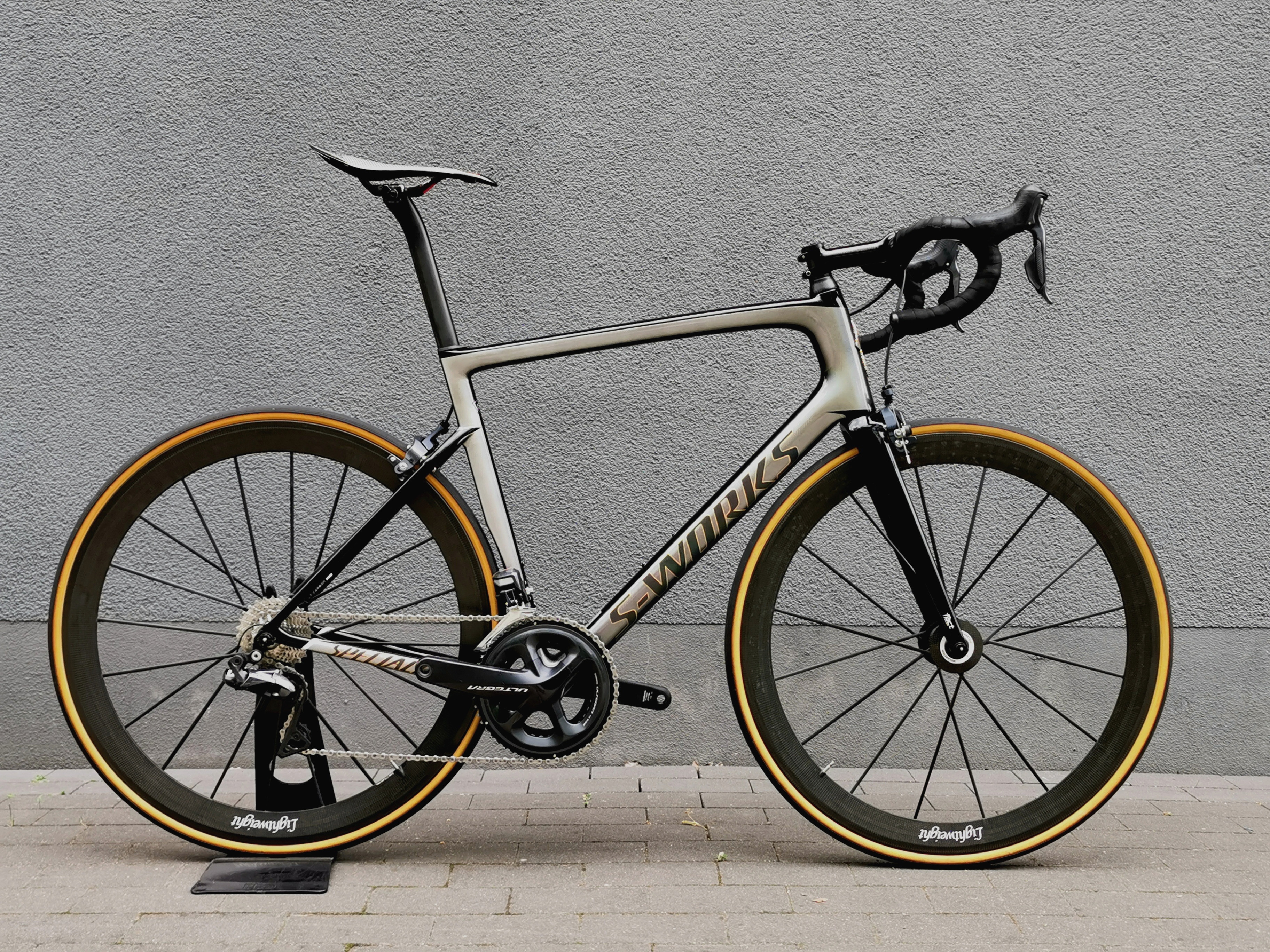 S works sales tarmac disc sagan