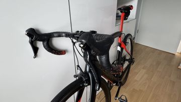 Gebrauchtes Pinarello Dogma F8 2018 Road & Gravel, Schwarz — Bild 6 von 11