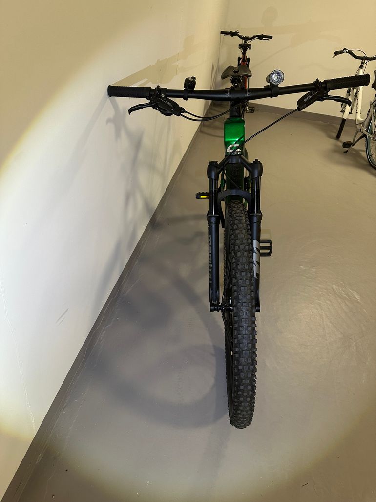 Used Corratec Revo BOW 2021 Mountainbike, Green — image 18 of 33