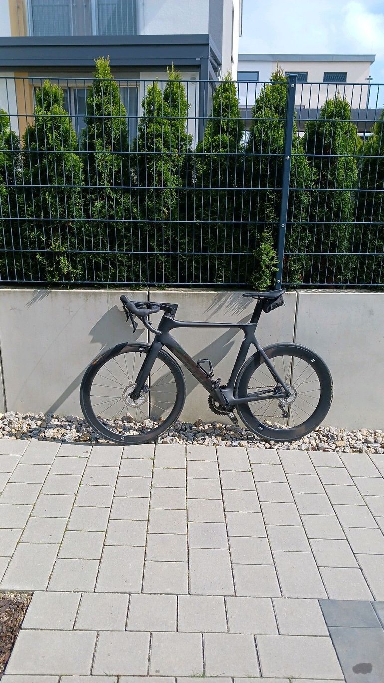 Used Giant Propel Advanced 1 Disc 2021 2021 Road & Gravel, Black — image 1 of 10