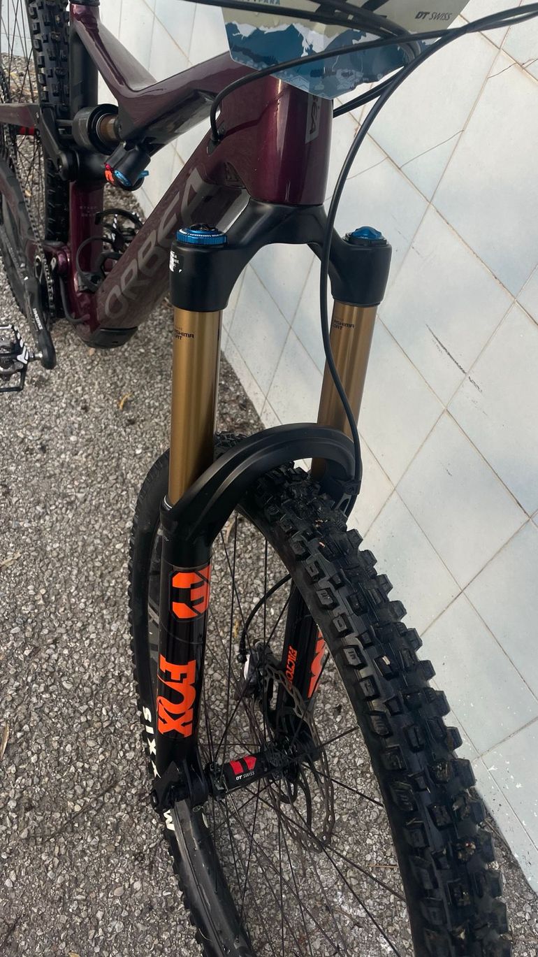 Used Orbea RALLON M-LTD 2023 2023 Mountainbike, Purple, 29 — image 3 of 3