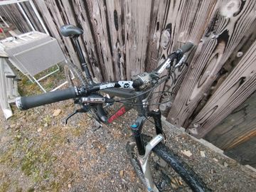 Tweedehands Santa Cruz Bronson Carbon C R 2018 2018 Mountainbike — afbeelding 2 van 9