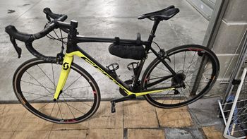 Used Scott Addict 20 2018 2018 Road & Gravel, Orange — image 1 of 3