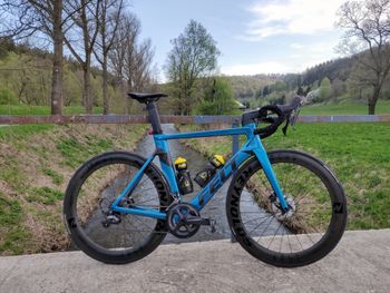Used Felt AR Advanced Ultegra 2020 Road & Gravel, Blue — image 1 of 3