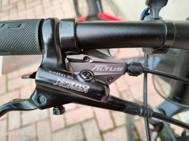 Used Focus WHISTLER 3.6 2015 Mountainbike, Black — image 17 of 19
