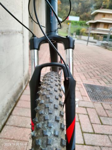 Used Focus WHISTLER 3.6 2015 Mountainbike, Black — image 8 of 19