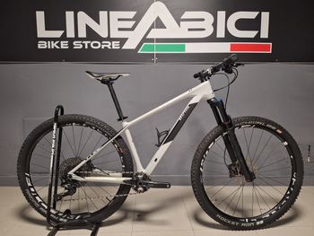 Used CUBE Reaction C62 SL 2019 Mountainbike — image 1 of 7