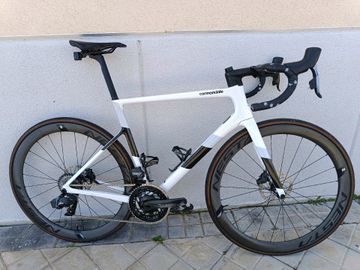Used Cannondale SuperSix EVO Carbon Disc Force eTap AXS 2020 2020 Road & Gravel