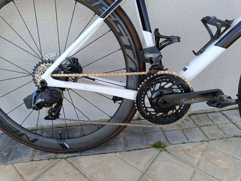Cannondale SuperSix EVO Carbon Disc Force eTap AXS 2020 2020 Cannondale SuperSix EVO Carbon Disc Force eTap AXS 2020 2020