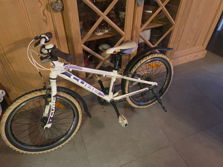 Used CUBE 200 2019 Mountainbike, Black — image 2 of 7