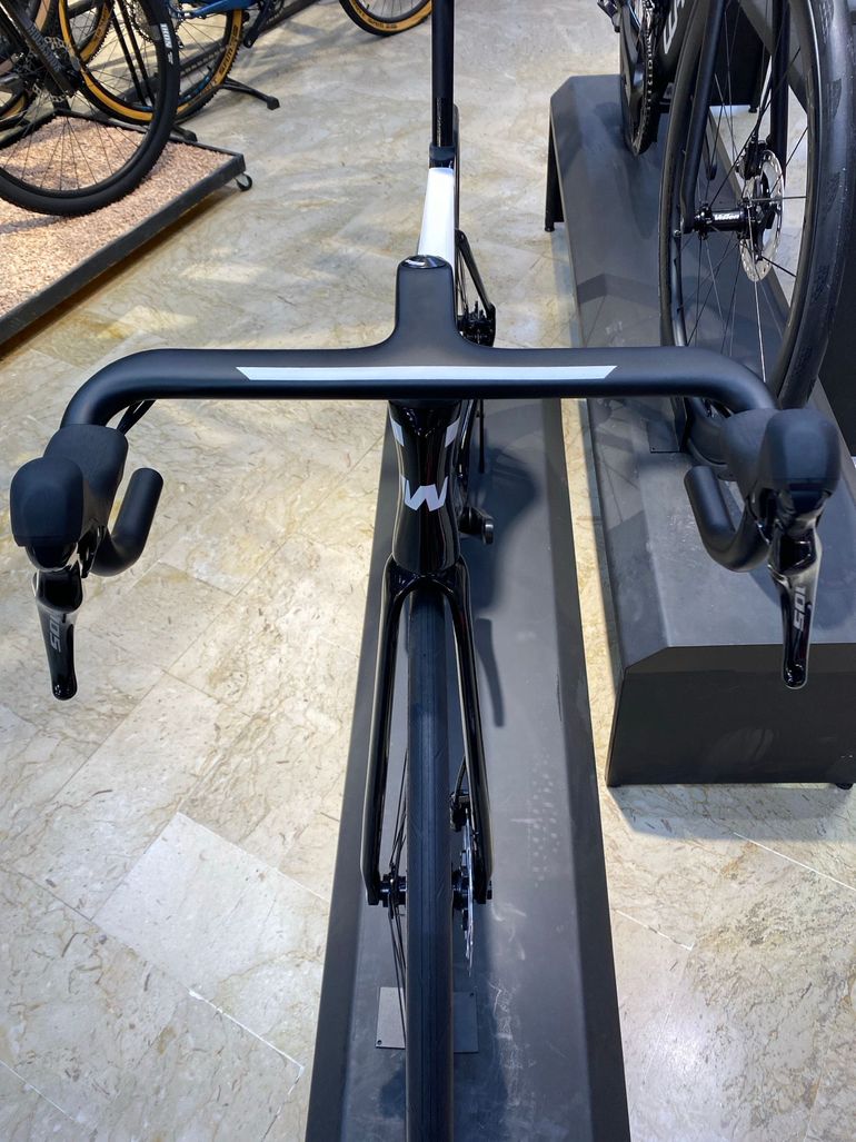 Used Whistle Vaero 105 12 speed 2025 Road & Gravel, Black — image 2 of 6