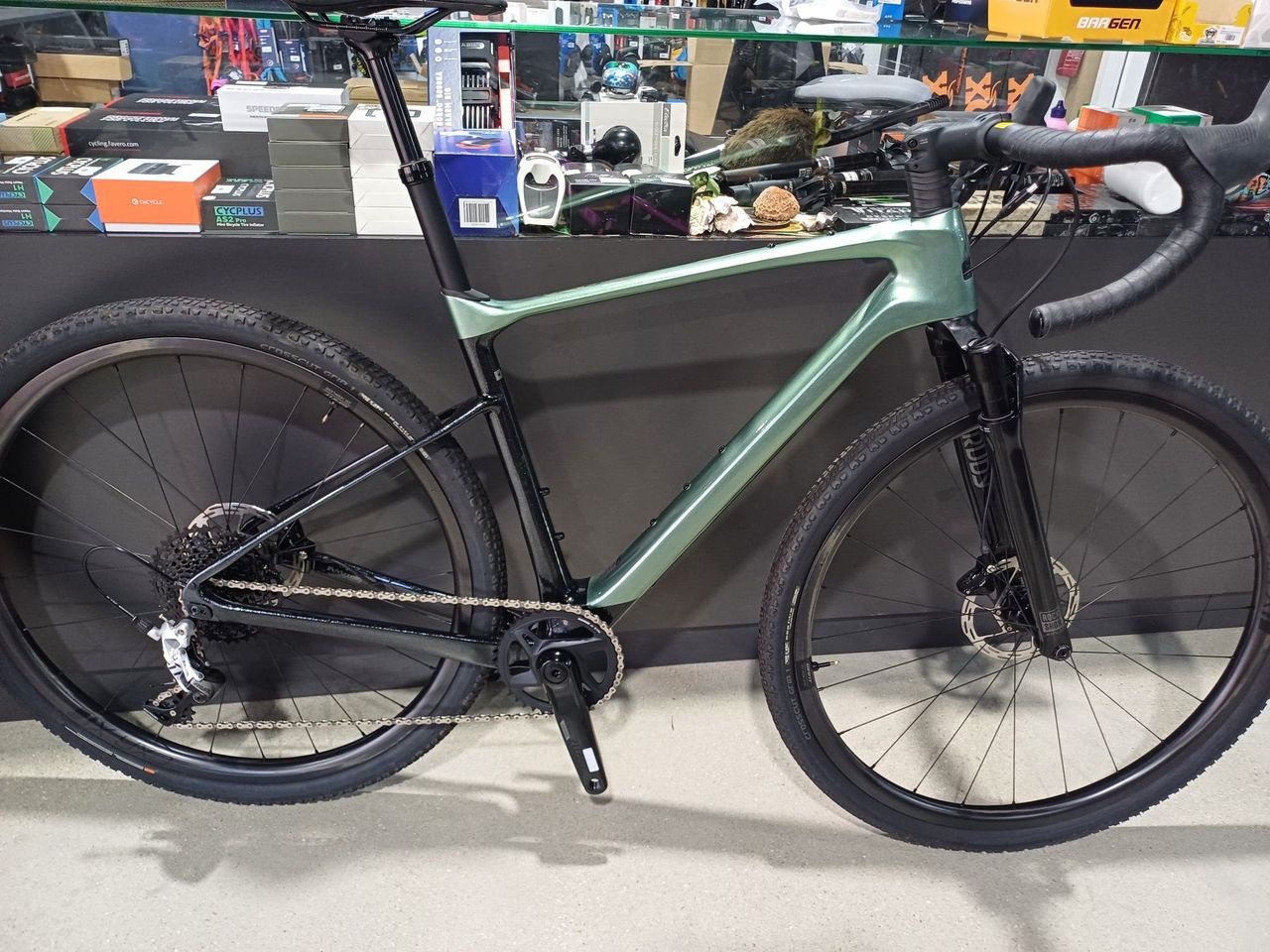 Giant Revolt X Advanced Pro 2 2023