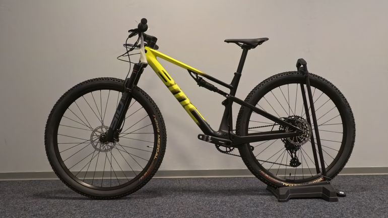 Used BMC Fourstroke FOUR 2024 2024 Mountainbike, Black, 29 — image 3 of 3