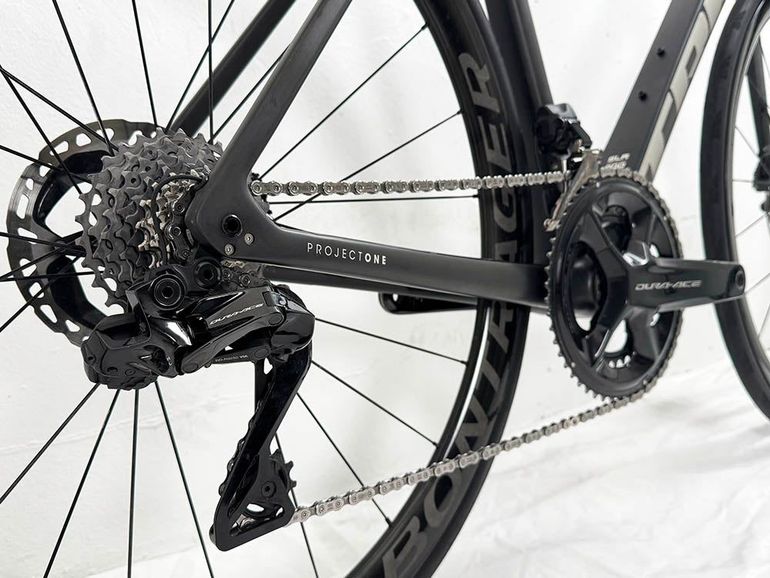 Tweedehands Trek Emonda SLR9 2024 Shimano Dura-Ace di2 12v / Roues Bontrager Aeolus SCL 2024 Road & Gravel — afbeelding 3 van 4