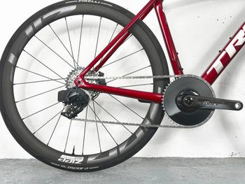 Used Trek Emonda SLR 7 2021 Sram Red AXS Taille 52 / Roues Zipp 303 Firecrest 2021 Road & Gravel, Black — image 5 of 6