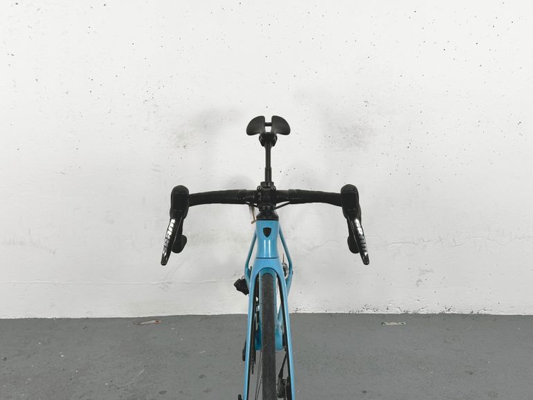 Used Trek Trek Madone SLR 9 gen 7 Sram Red AXS Taille 50 / Roues Vision TLR BS SC 40 2024 Road & Gravel, Blue — image 4 of 6