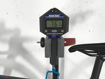 Trek Emonda SLR Sram Red AXS Taille 52 / Lauretta Hanson / Roues Vision TLR db SC 40 2024 Road & Gravel usato, Nero — immagine 5 di 5