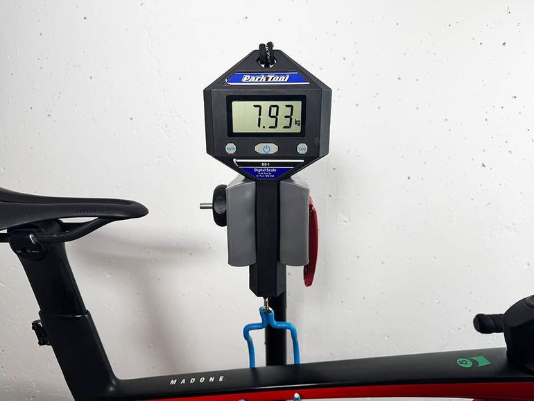 Used Trek Trek Madone SLR 9 gen 7 Sram Red AXS Taille 54 / Julien Bernard / Roues Cosmic 42 SL 2024 Road & Gravel, Black — image 4 of 4