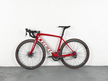 Used Trek Emonda SLR 800 Sram Red AXS Taille 54 / Sam Oomen / Roues Vision TLR SC40 2024 Road & Gravel, Black — image 3 of 6