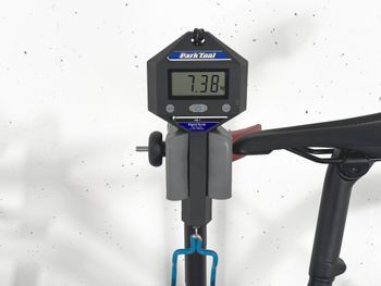Used Trek Emonda SLR 800 Sram Red AXS Taille 54 / Sam Oomen / Roues Vision TLR SC40 2024 Road & Gravel, Black — image 6 of 6