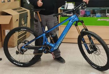 Pivot, Shuttle LT Team XTR