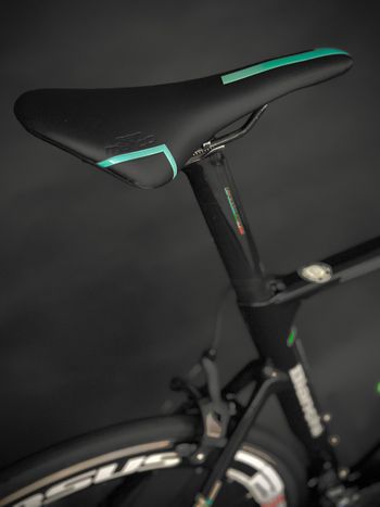 Used Bianchi Aria Ultegra R8000 2020 Road & Gravel, Black — image 8 of 11