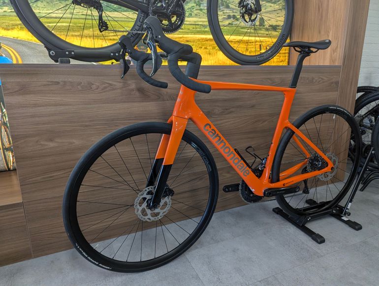 Brugt Cannondale SuperSix EVO 4 2024 2024 Road & Gravel — billede 4 af 6