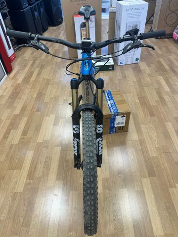 Used Mondraker CRAFTY RR 2022 2022 Mountainbike, Blue, 29 — image 2 of 6