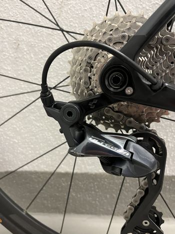 Used CUBE Attain GTC SL Disc 2019 Road & Gravel, Schwarz — image 5 of 7