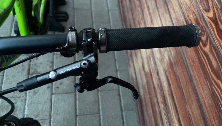 Used Propain Tyee AL 27.5 Performance 2018 Mountainbike, Green — image 7 of 8