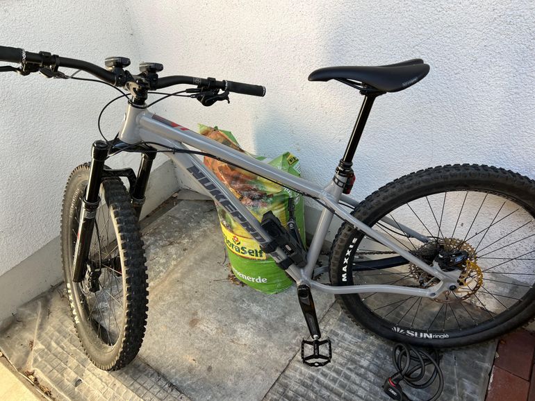 Nukeproof Bikes Scout 275 Expert 2020 Nukeproof Scout 275 Comp