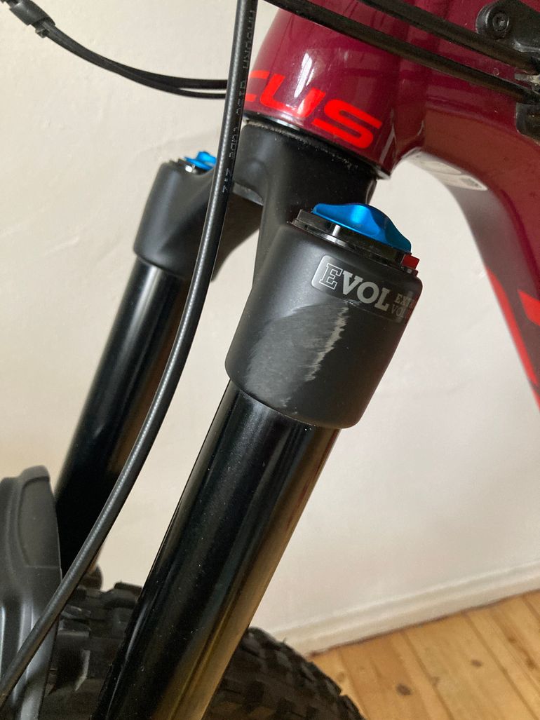 Used Focus Sam2 2018 Mountainbike, Red — image 6 of 7