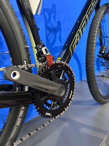 Used Giant Revolt Advanced 2 2024 2024 Road & Gravel — image 4 of 5