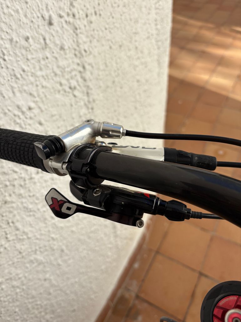 Used Cannondale Twenty lefty 2012 Mountainbike, White — image 8 of 13