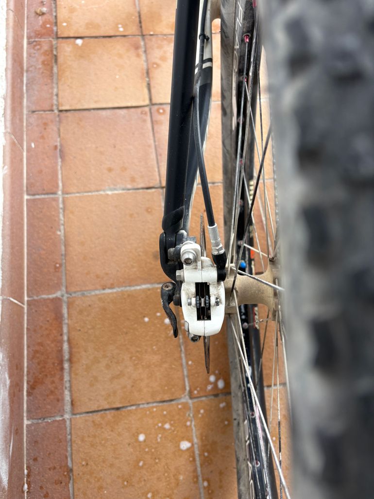 Used Cannondale Twenty lefty 2012 Mountainbike, White — image 12 of 13