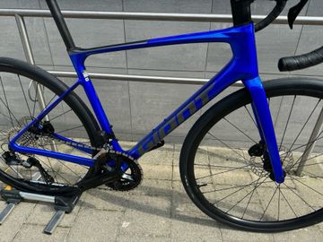 Used Giant Defy Advanced 1 2024 2024 Road & Gravel, Blue — image 7 of 11