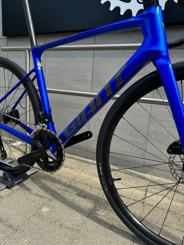 Used Giant Defy Advanced 1 2024 2024 Road & Gravel, Blue — image 6 of 11