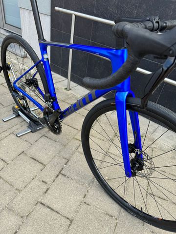 Used Giant Defy Advanced 1 2024 2024 Road & Gravel, Blue — image 9 of 11