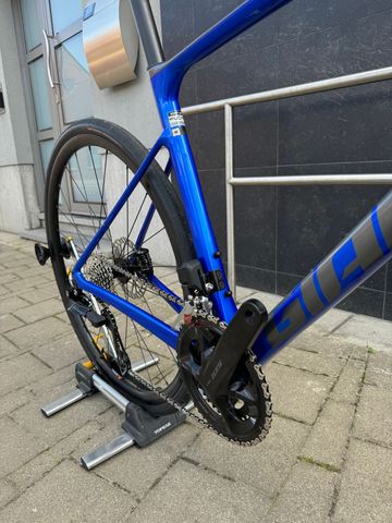 Used Giant Defy Advanced 1 2024 2024 Road & Gravel, Blue — image 3 of 11