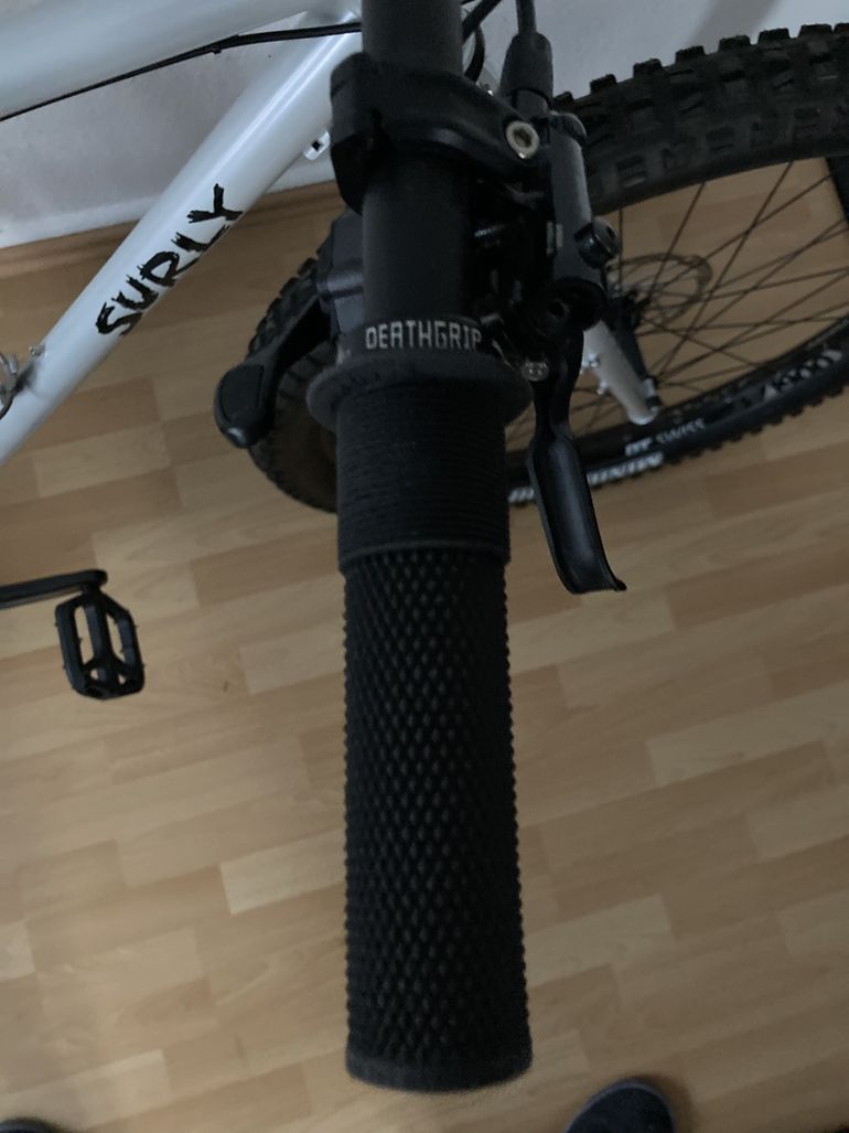 Used Surly Krampus 2020 Mountainbike, Light Gray — image 5 of 13