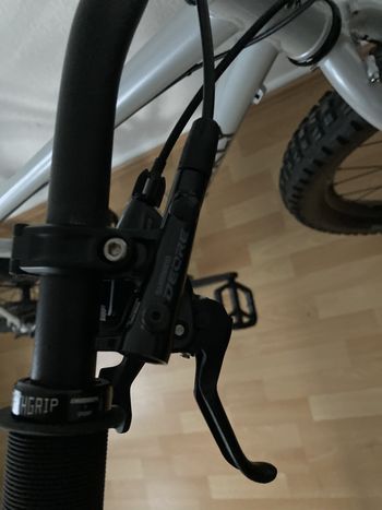 Used Surly Krampus 2020 Mountainbike, Light Gray — image 9 of 13