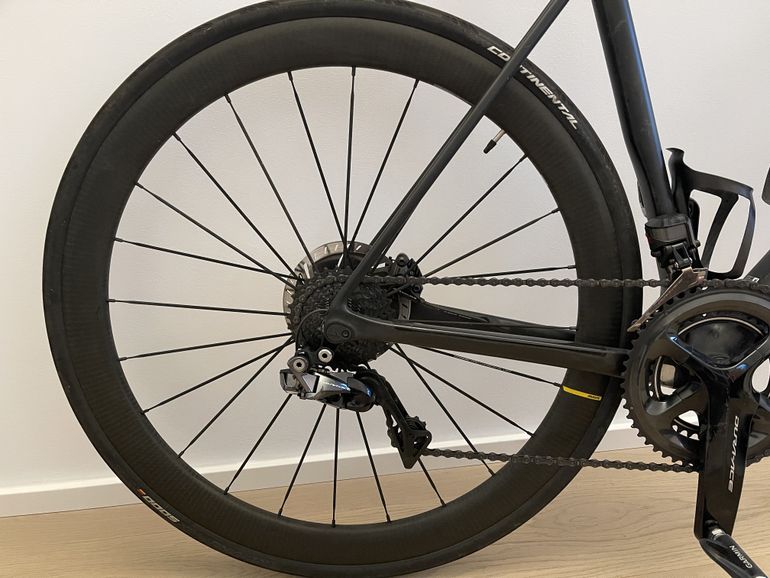 Used Canyon Ultimate CF SLX Disc 9.0 Di2 2019 Road & Gravel, Nero — image 2 of 7