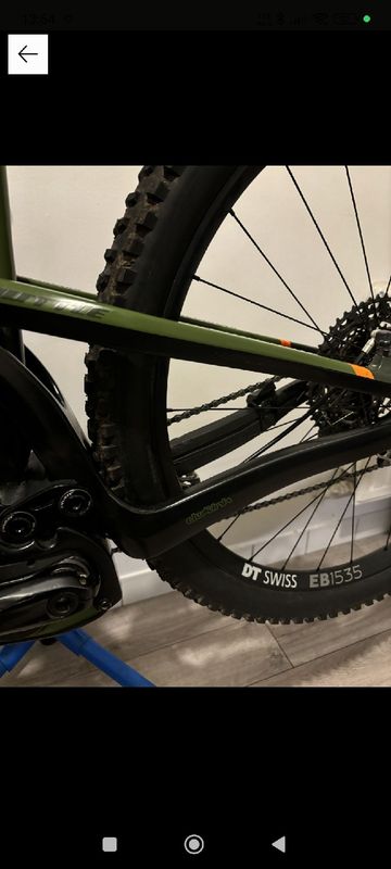 Used Pivot Shuttle Team XTR 2023 2023 Mountainbike, Green, 29 — image 10 of 13