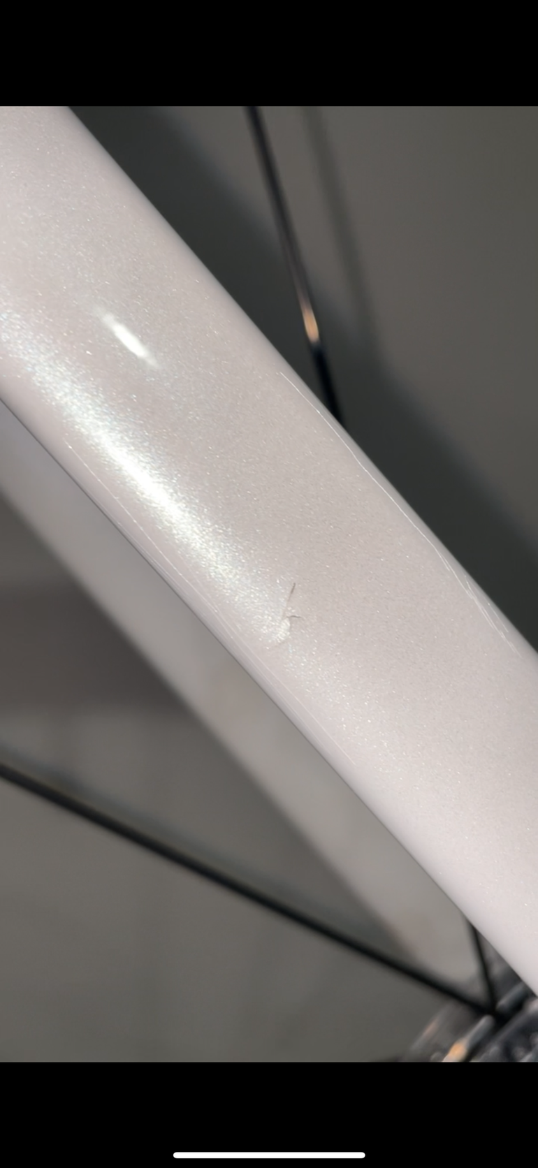 Used Specialized Tarmac SL7 Comp - Rival eTap AXS 2022 2022 Road & Gravel, White — image 4 of 4