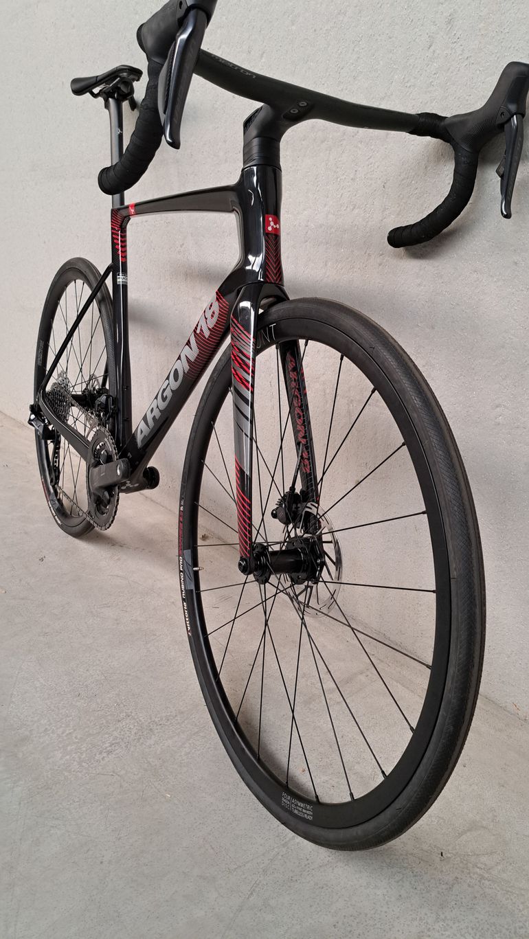 Used Argon 18 Sum Pro Shimano Ultegra Di2 2024 Road & Gravel, Black — image 3 of 4