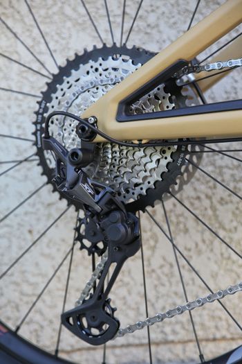 Used Focus SAM 9.9 2022 Mountainbike, Black — image 6 of 9